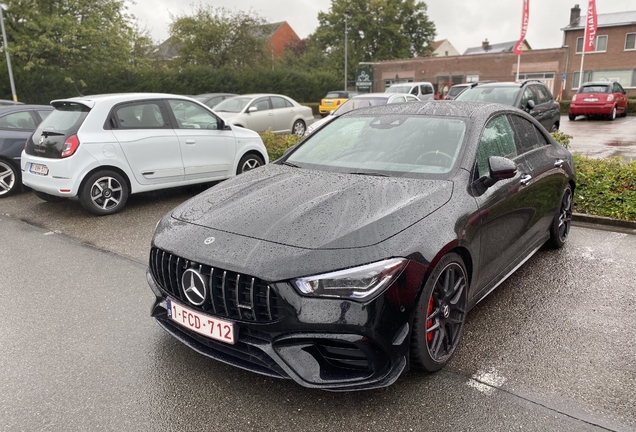 Mercedes-AMG CLA 45 C118