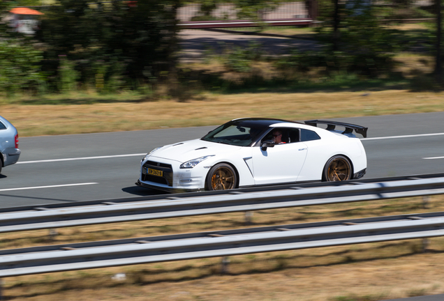 Nissan GT-R 2014