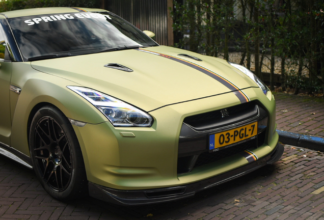 Nissan GT-R