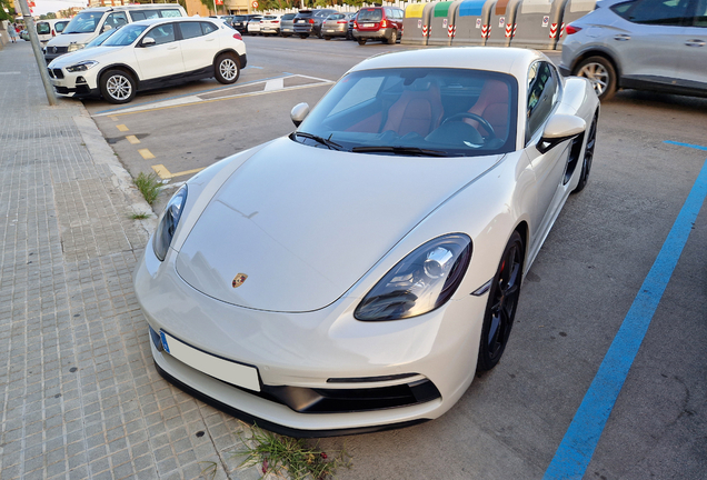 Porsche 718 Cayman GTS