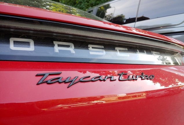 Porsche Taycan Turbo