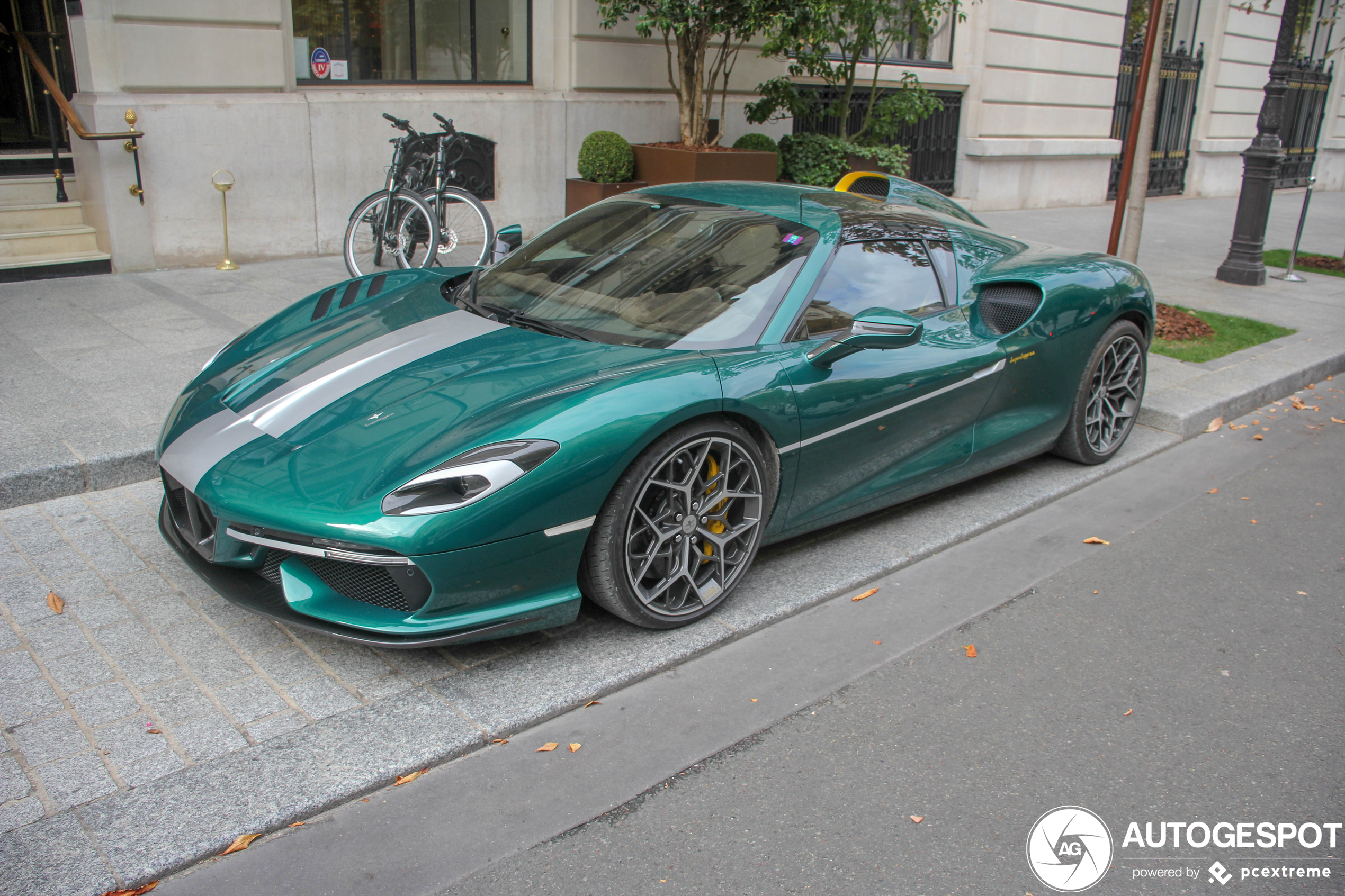 De geheimzinnige auto op basis van een Ferrari