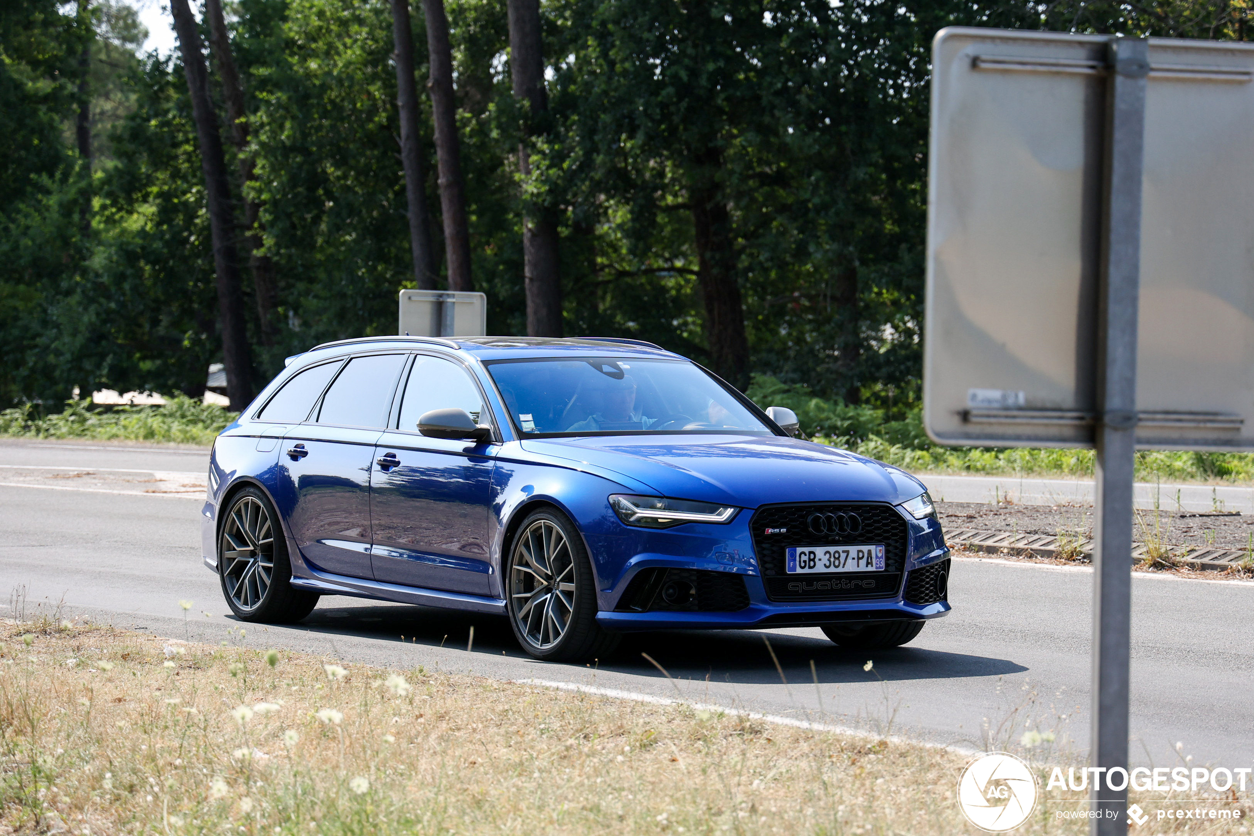 Audi RS6 Avant C7 2015 Nogaro Edition