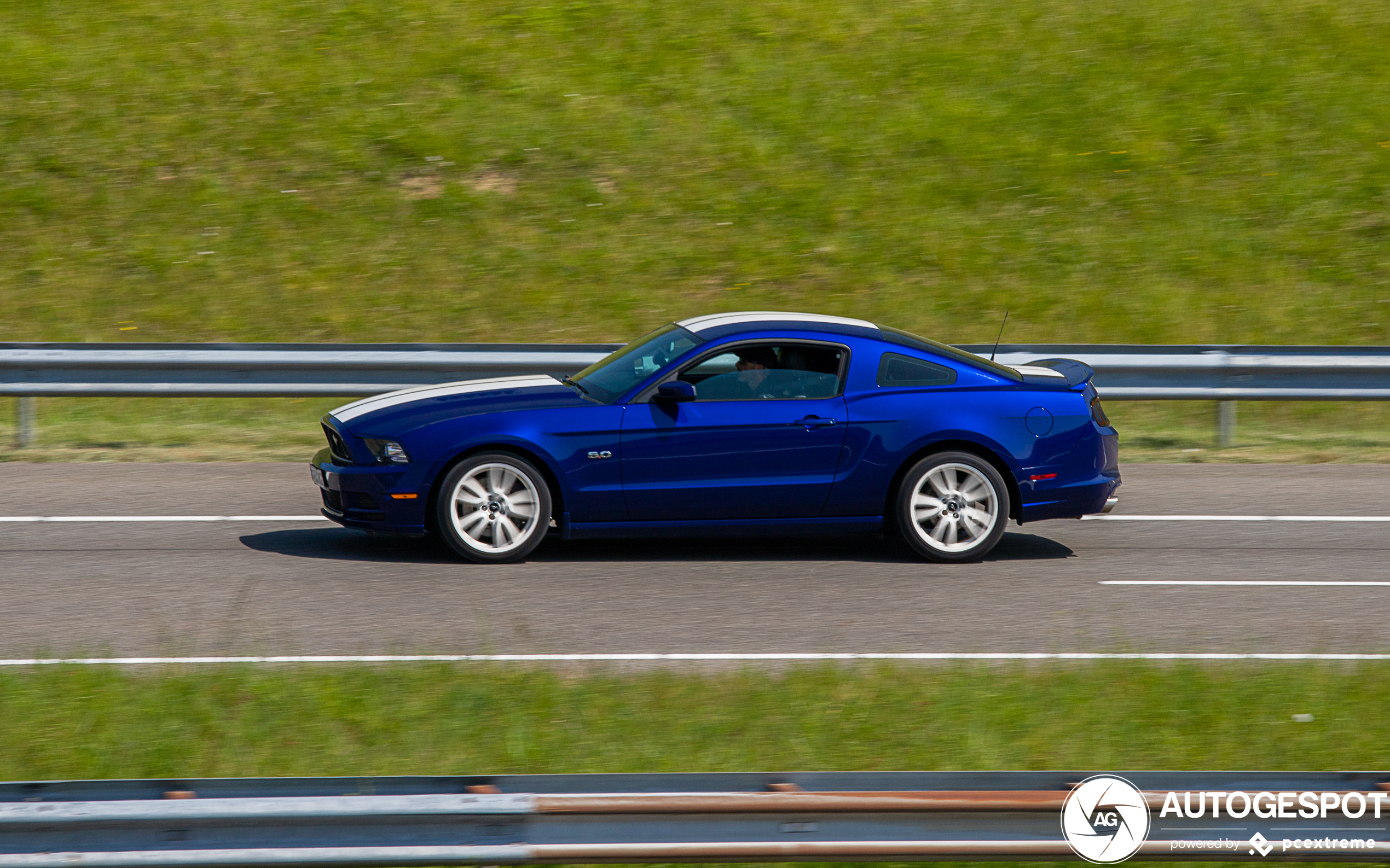 Ford Mustang GT 2013