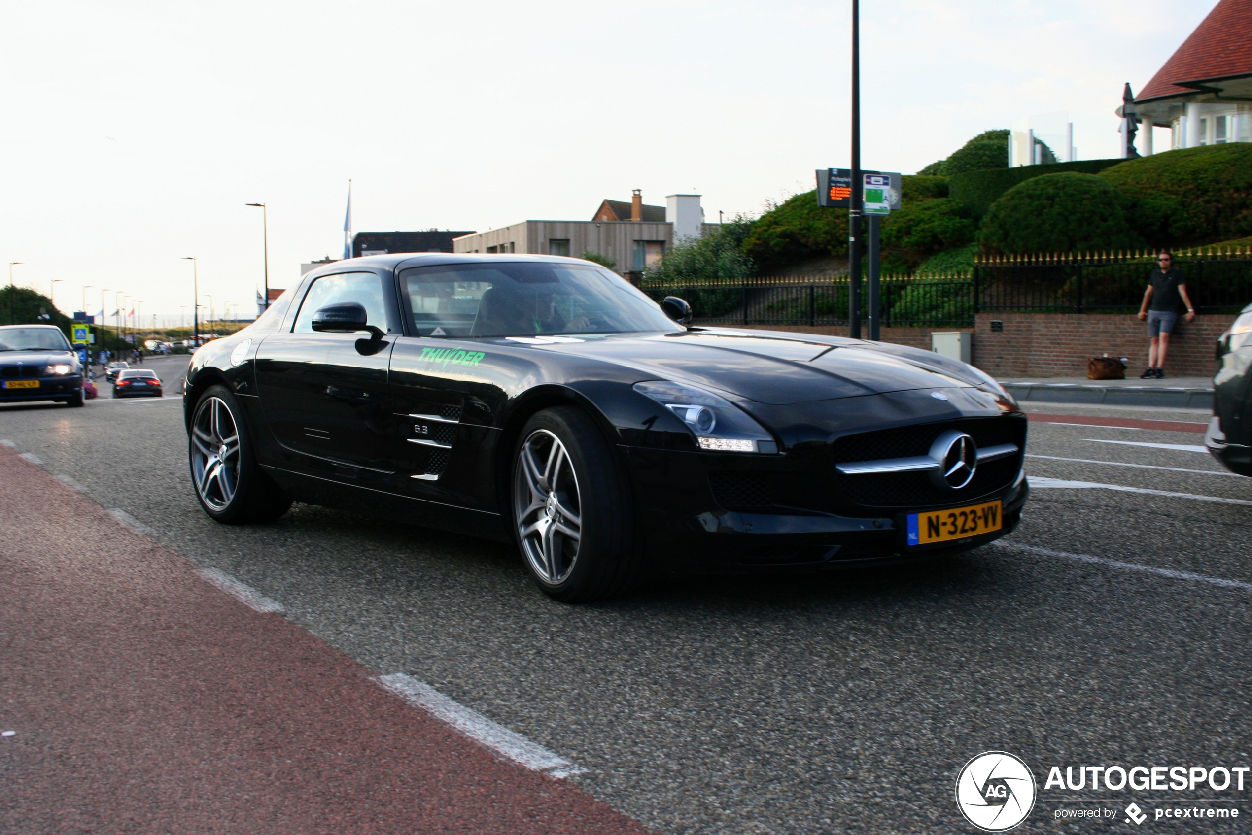 Mercedes-Benz SLS AMG