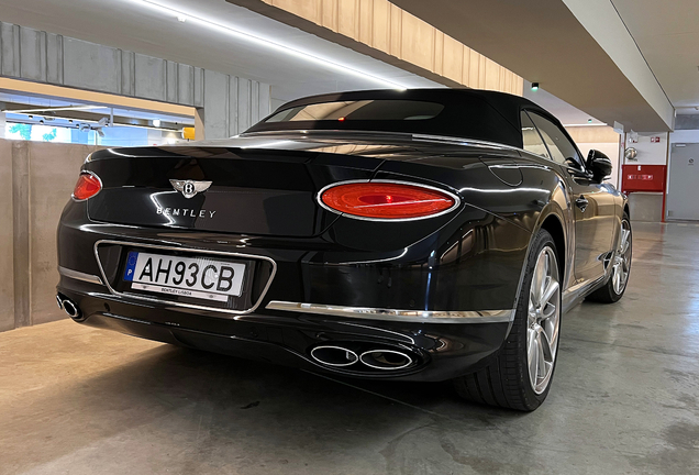 Bentley Continental GTC V8 2020