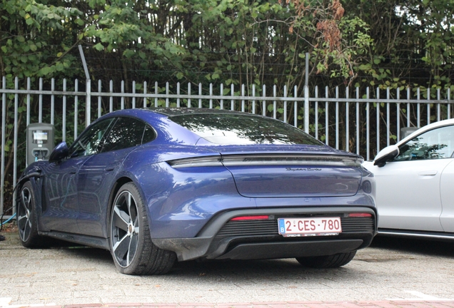 Porsche Taycan Turbo