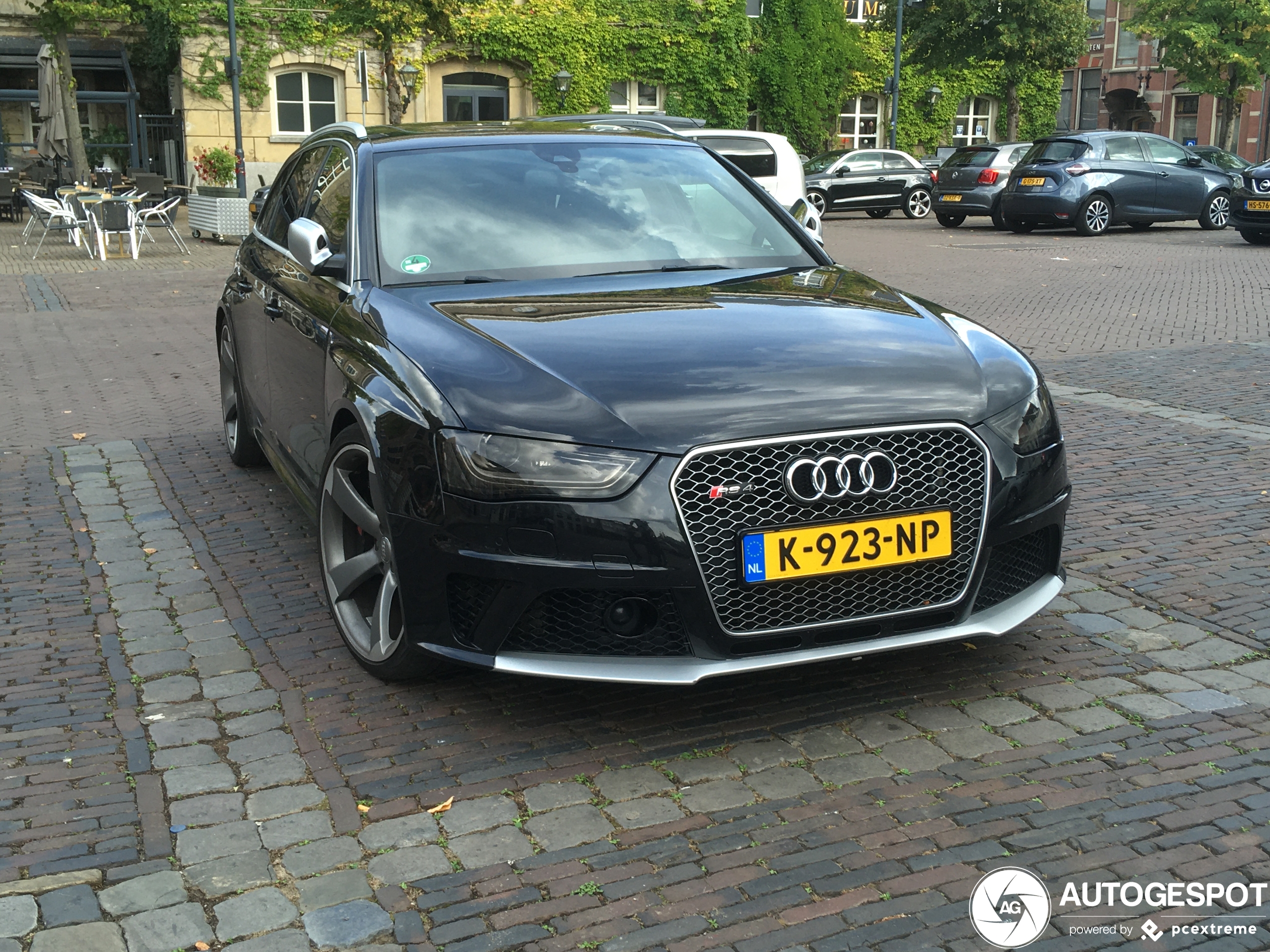 Audi RS4 Avant B8