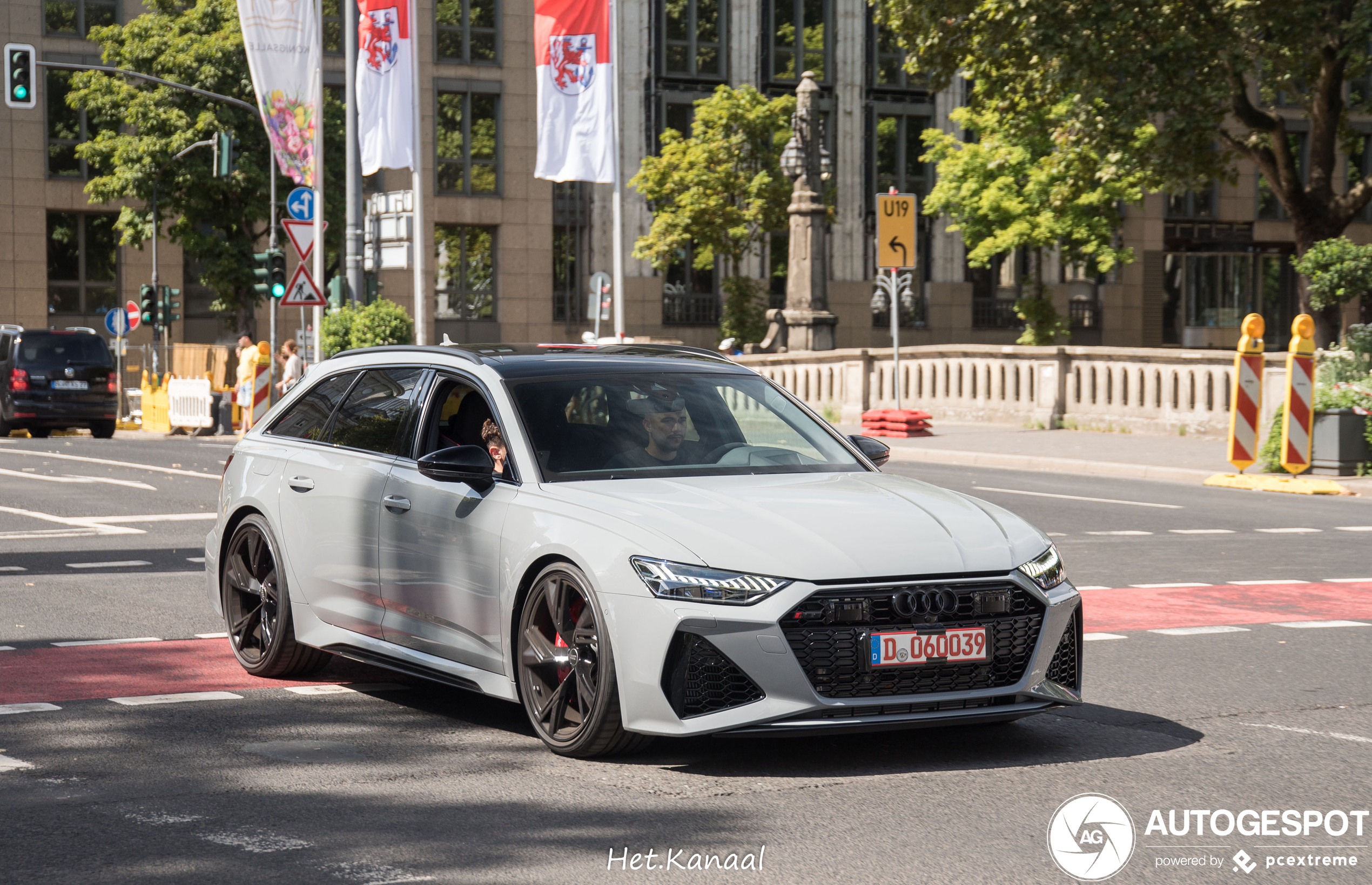 Audi RS6 Avant C8