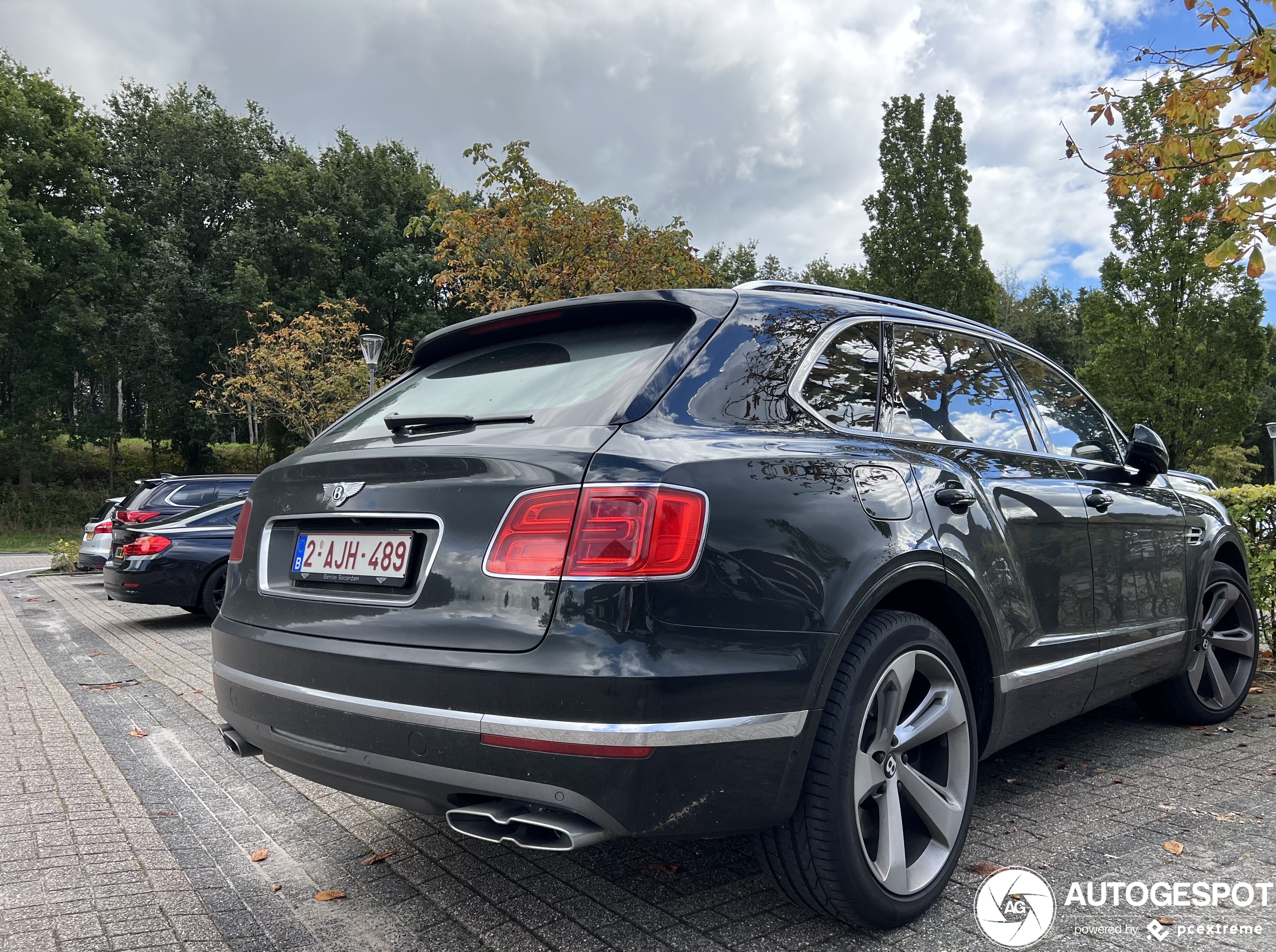 Bentley Bentayga V8