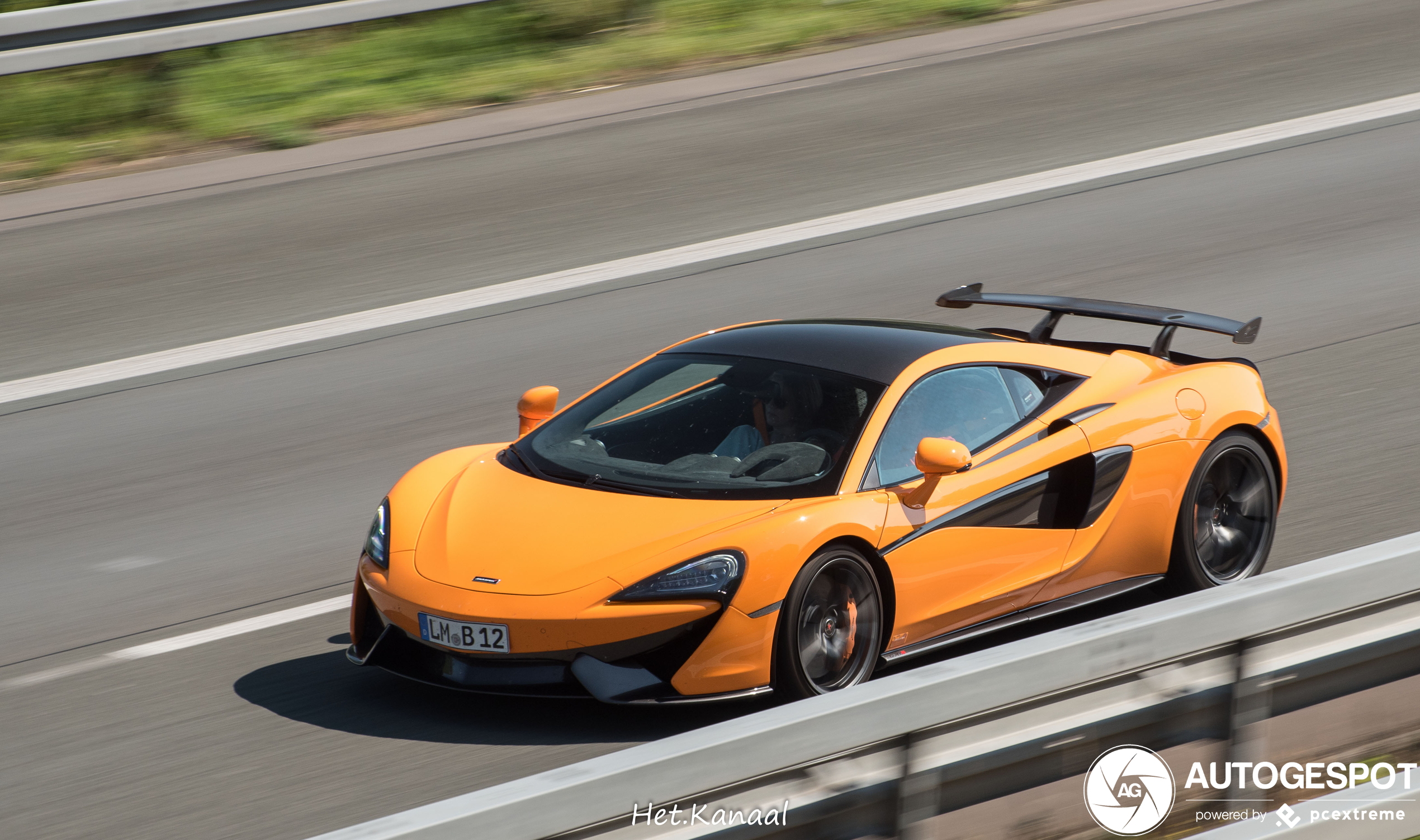 McLaren 570S