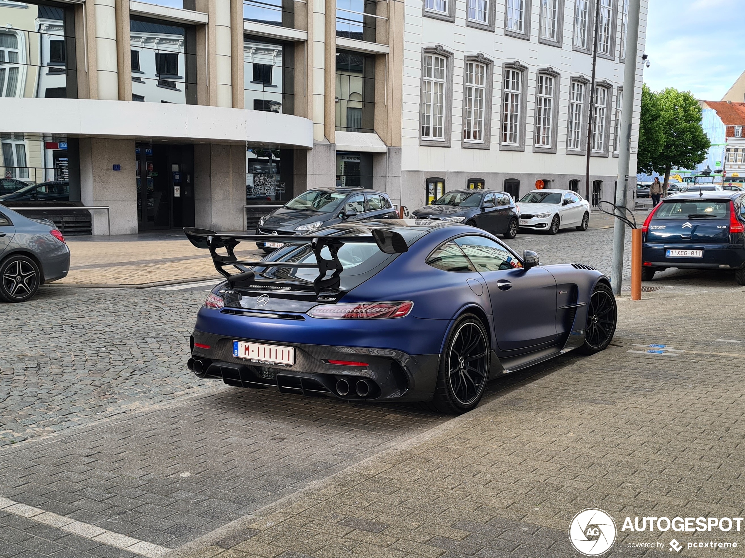 Mercedes-AMG GT Black Series in matblauw is begeerlijk