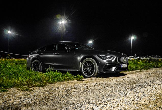 Mercedes-AMG GT 63 S X290