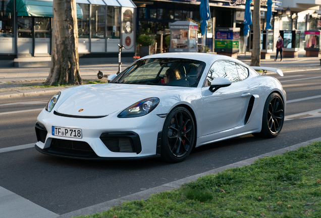 Porsche 718 Cayman GT4