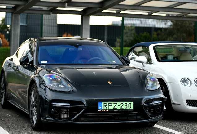 Porsche 971 Panamera Turbo S E-Hybrid