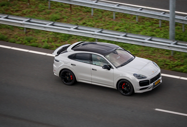 Porsche Cayenne Coupé Turbo S E-Hybrid