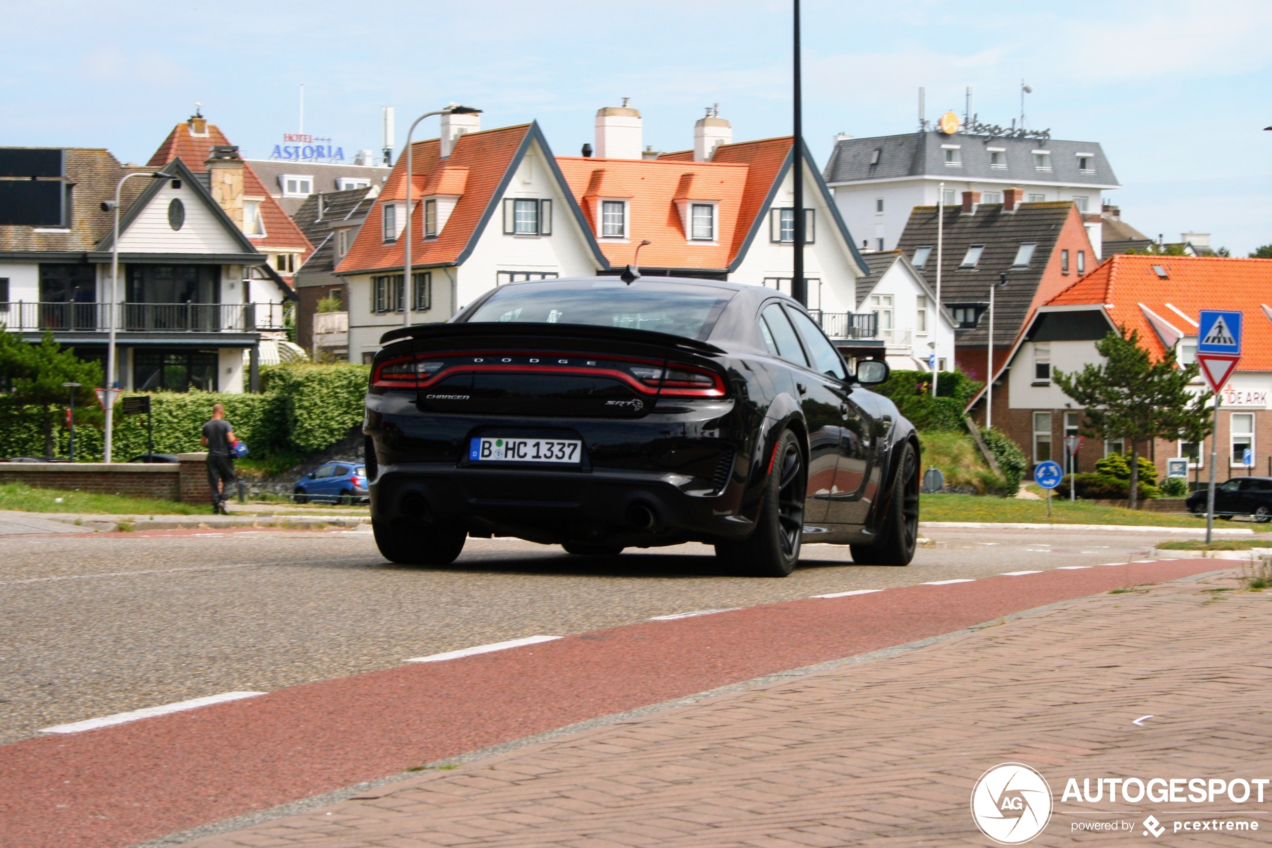 Dodge Charger SRT Hellcat Widebody