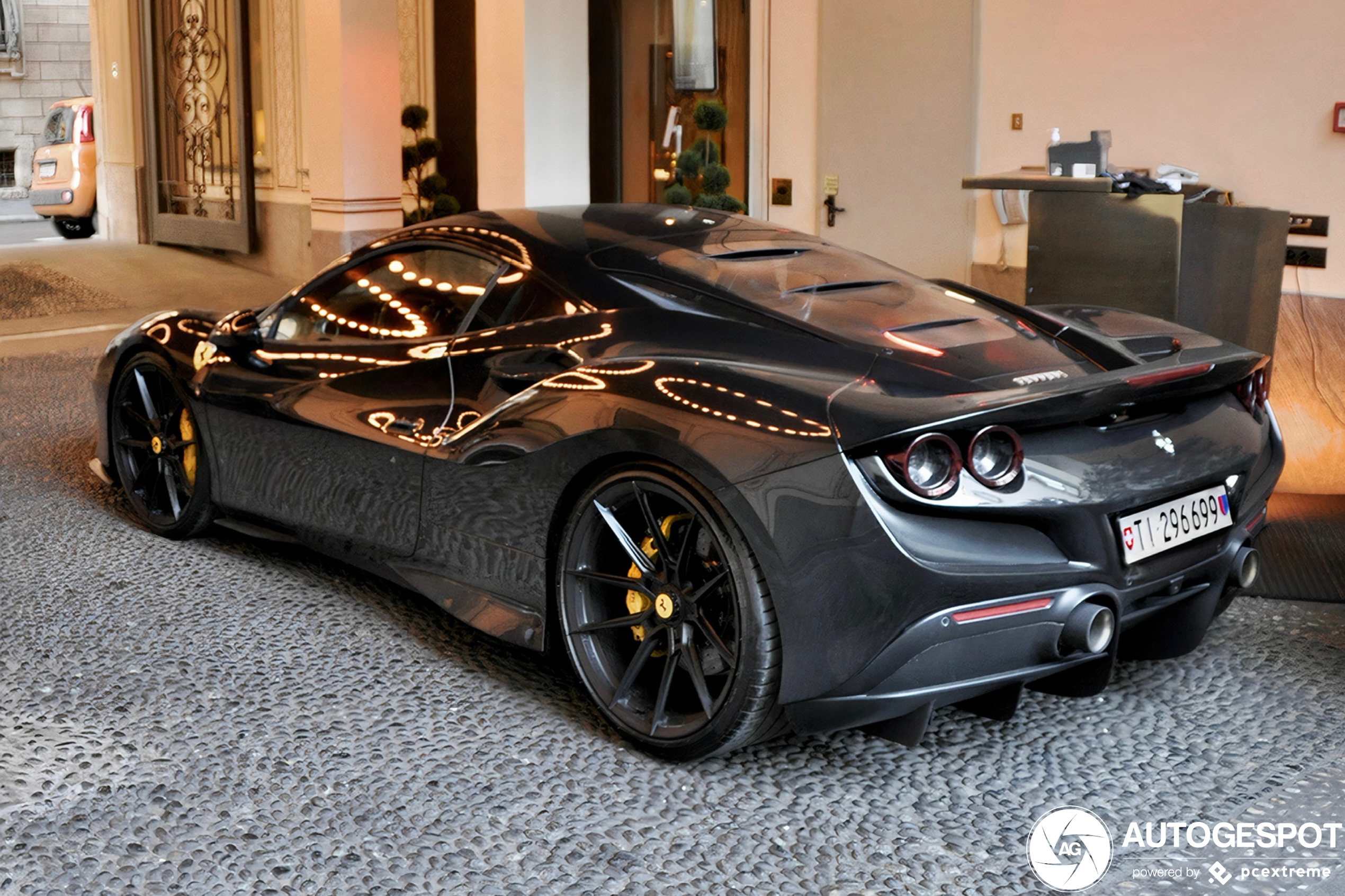 Ferrari F8 Tributo