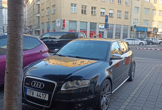 Audi RS4 Avant B7