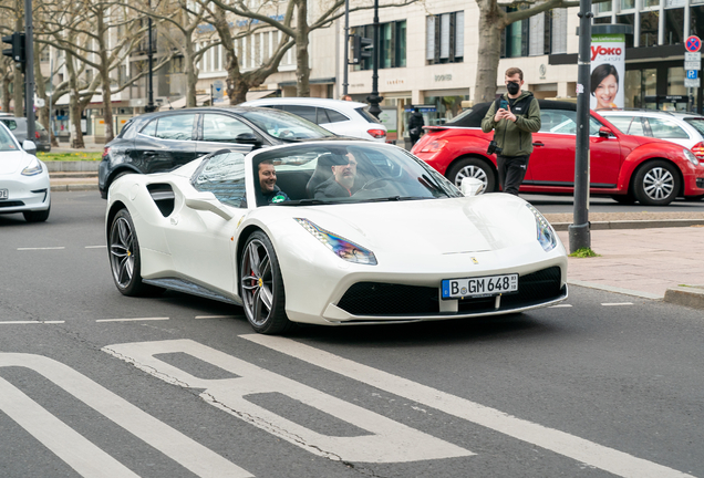 Ferrari 488 Spider