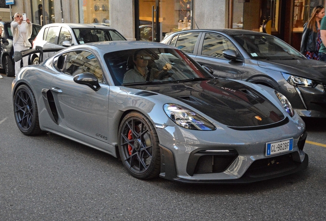 Porsche 718 Cayman GT4 RS Weissach Package