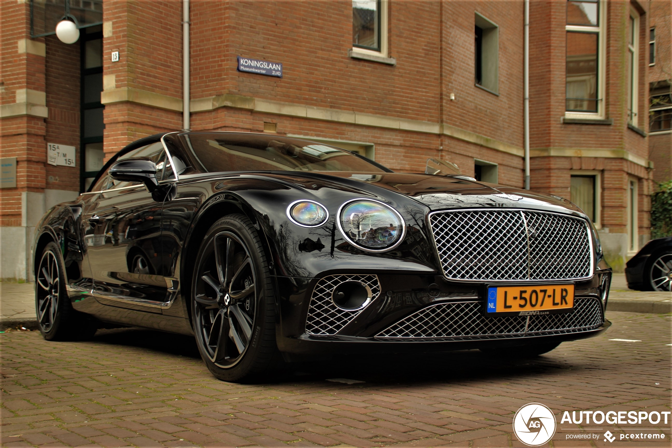 Bentley Continental GTC V8 2020