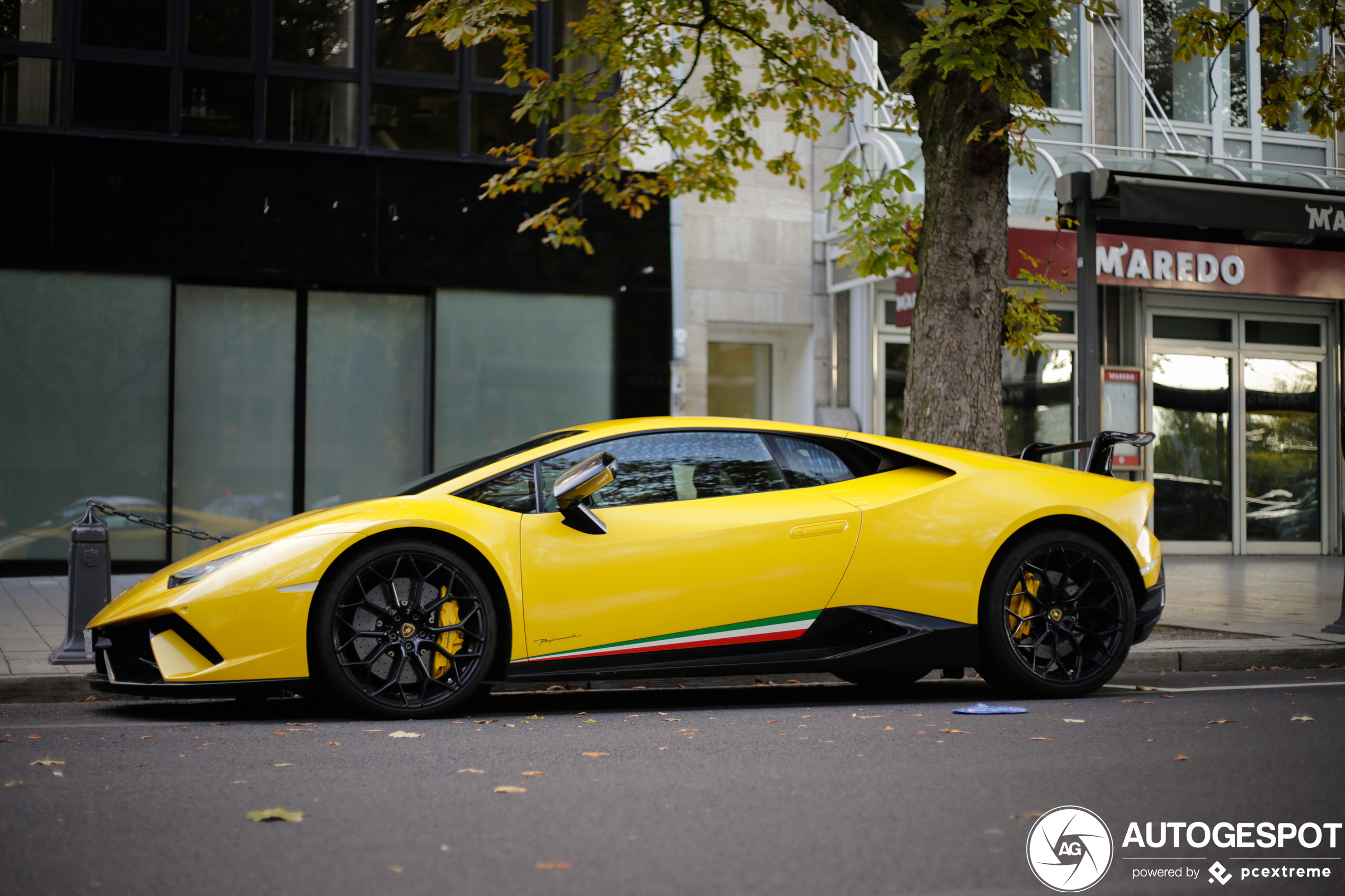 Lamborghini Huracán LP640-4 Performante