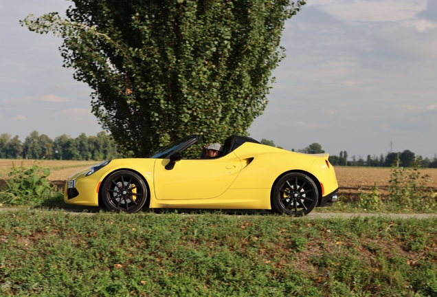 Alfa Romeo 4C Spider