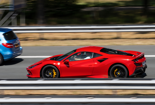 Ferrari F8 Tributo