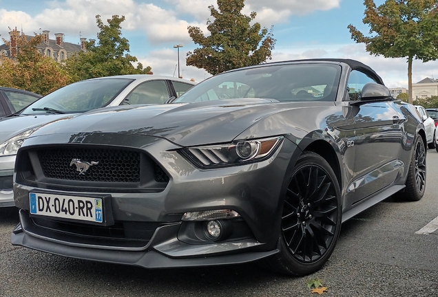 Ford Mustang GT Convertible 2015