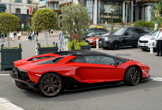 Lamborghini Aventador LP780-4 Ultimae Roadster