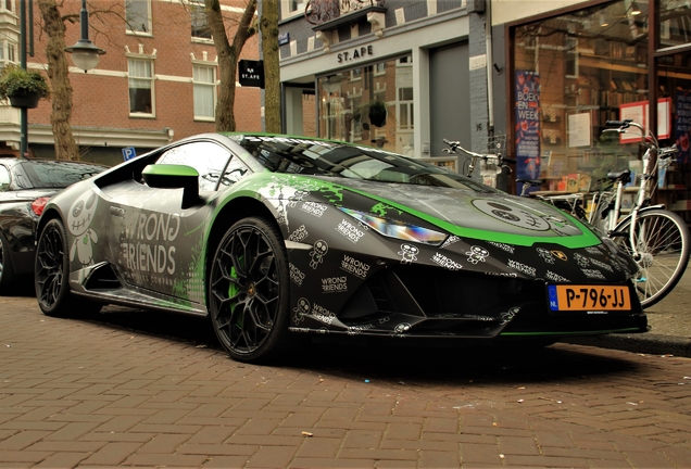 Lamborghini Huracán LP640-4 EVO