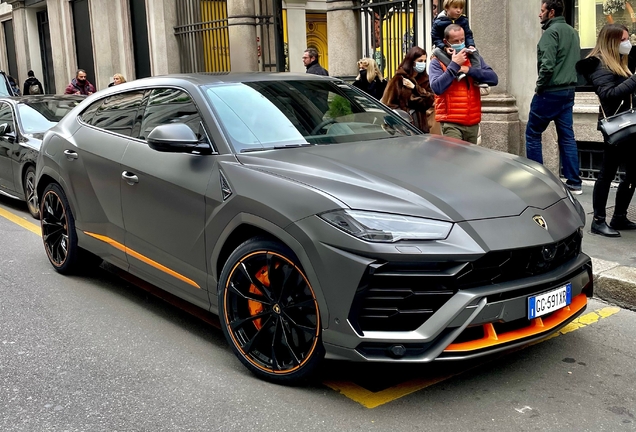 Lamborghini Urus