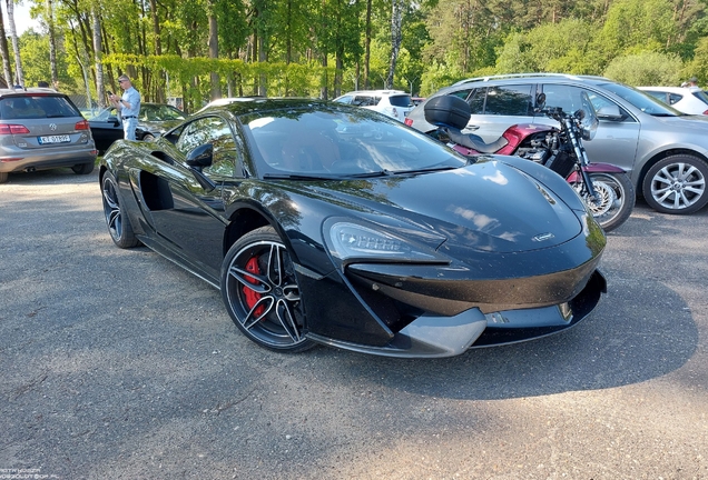 McLaren 570S