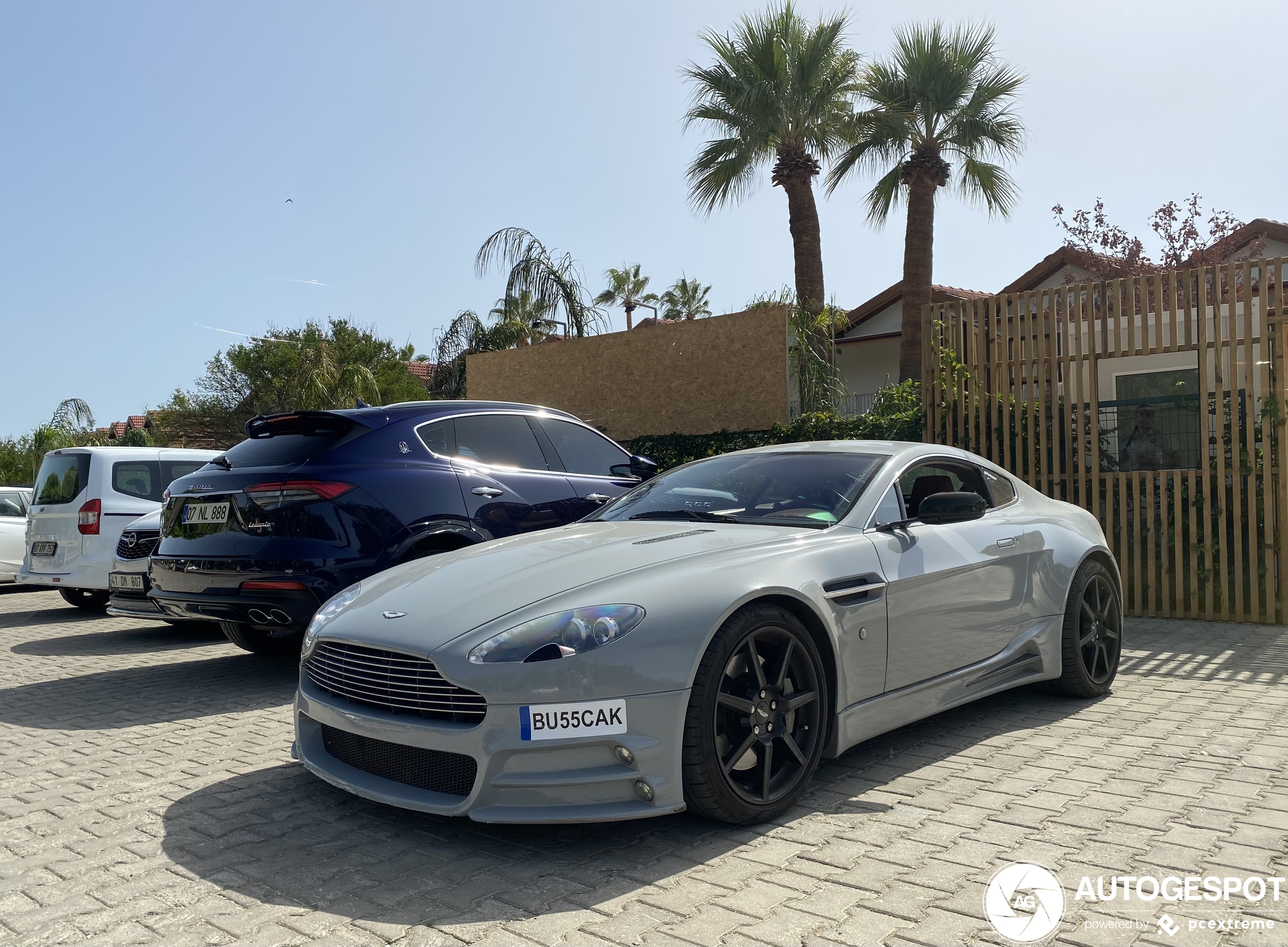 Aston Martin Mansory V8 Vantage