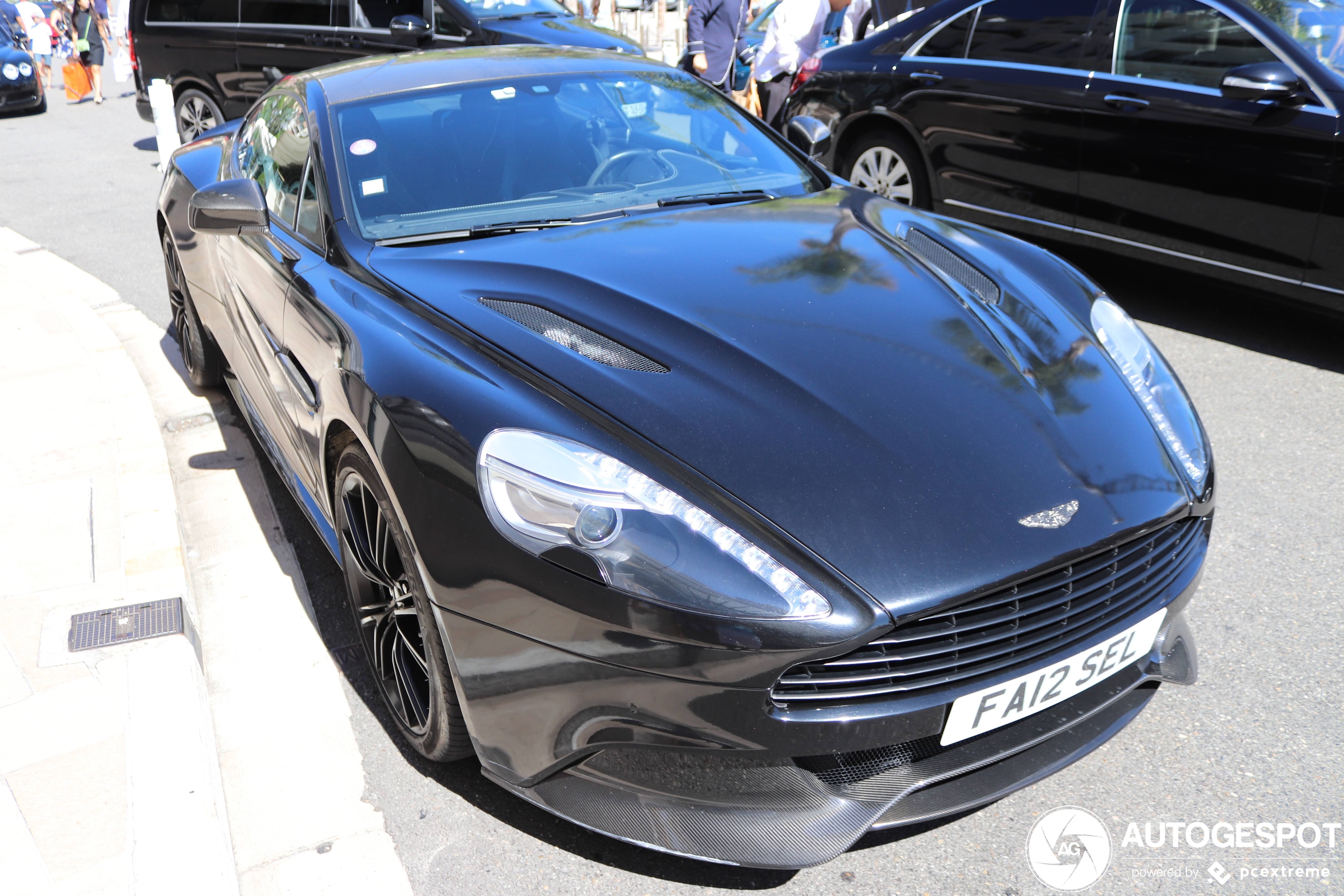 Aston Martin Vanquish 2013