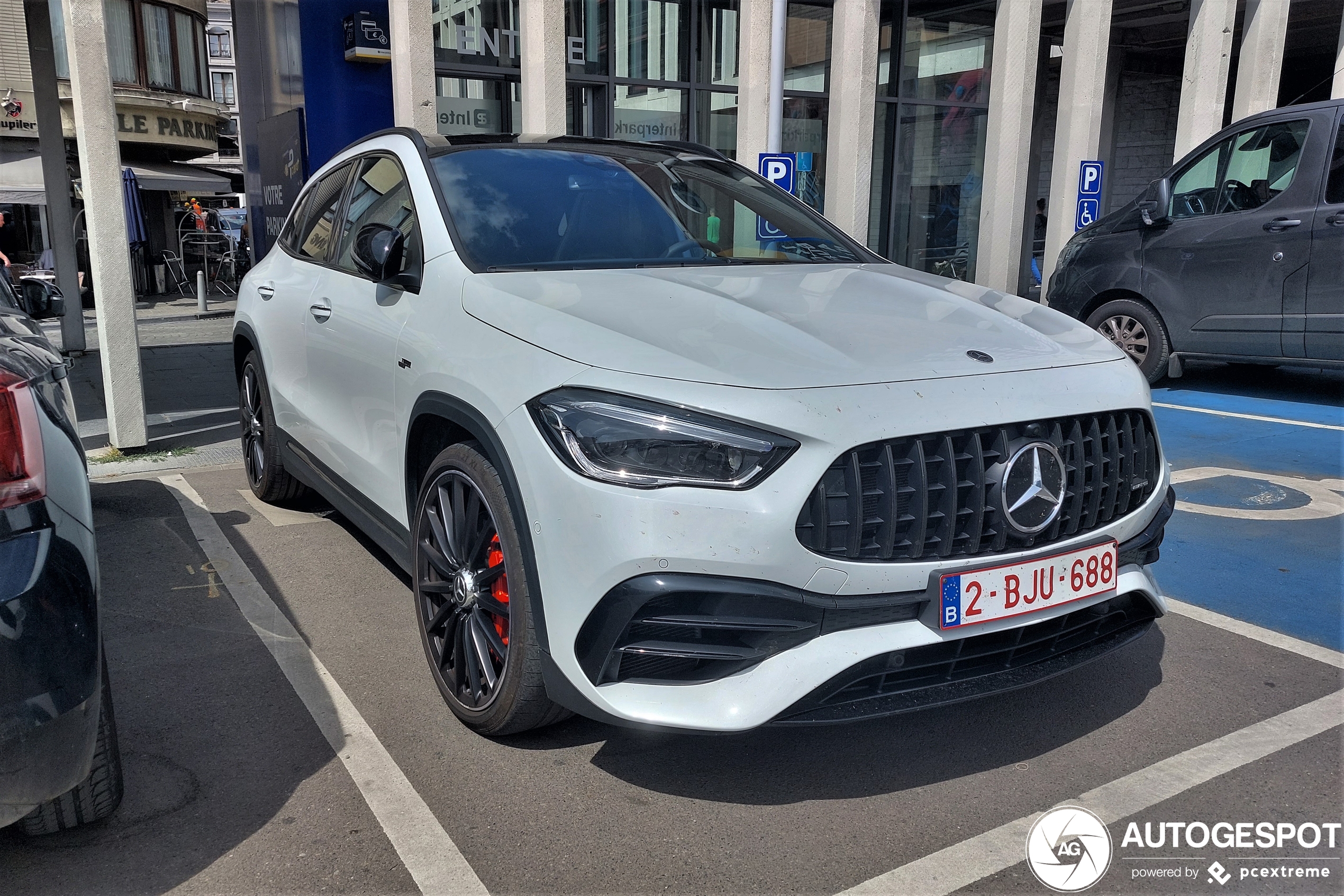 Mercedes-AMG GLA 45 S 4MATIC+ H247