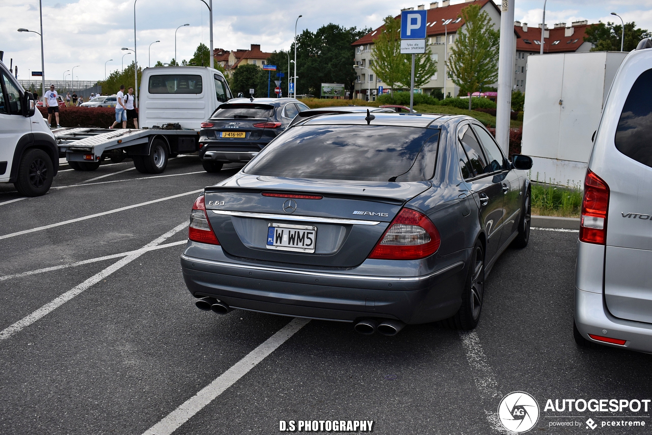 Mercedes-Benz E 63 AMG