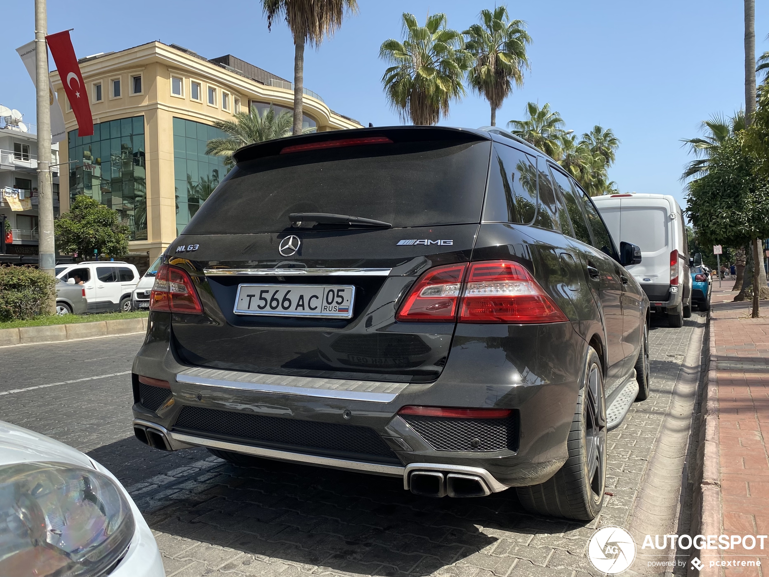 Mercedes-Benz ML 63 AMG W166