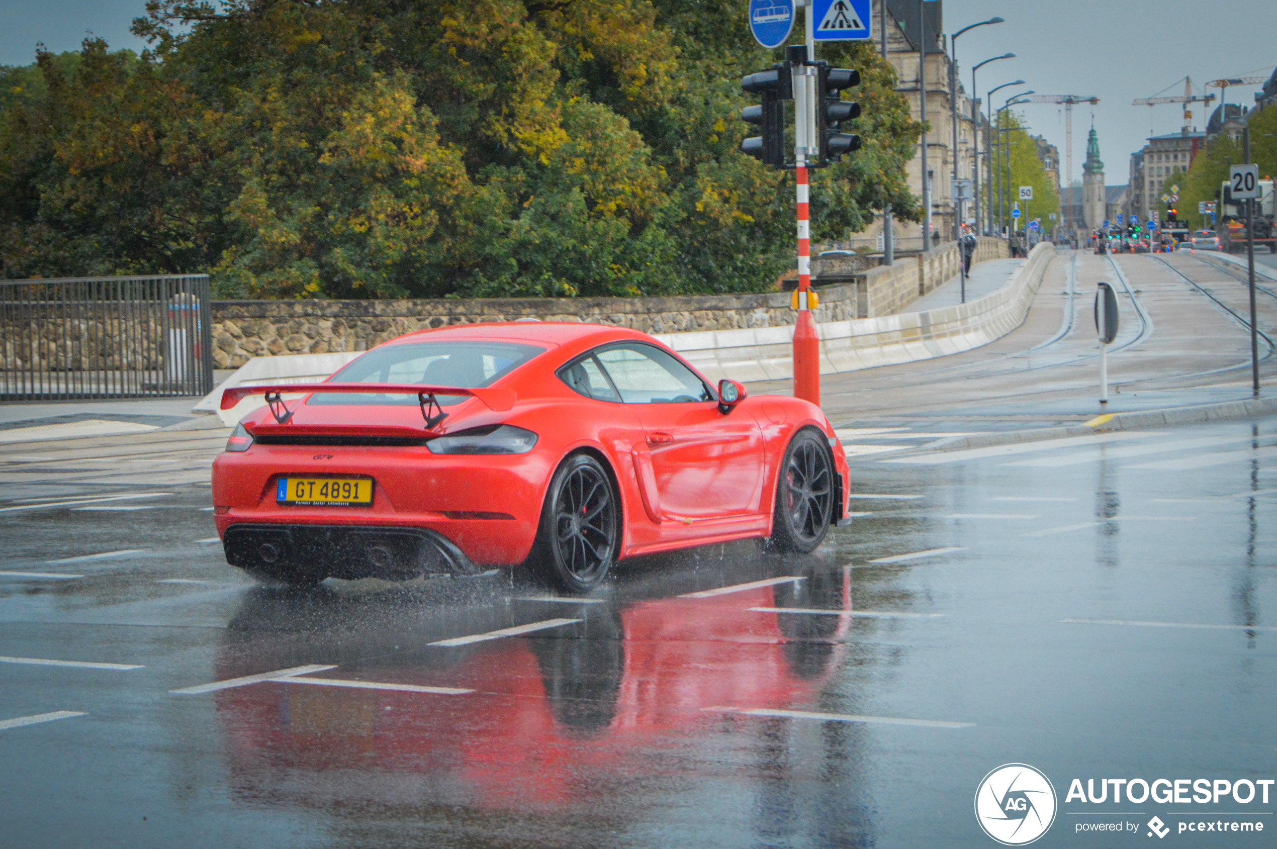 Porsche 718 Cayman GT4