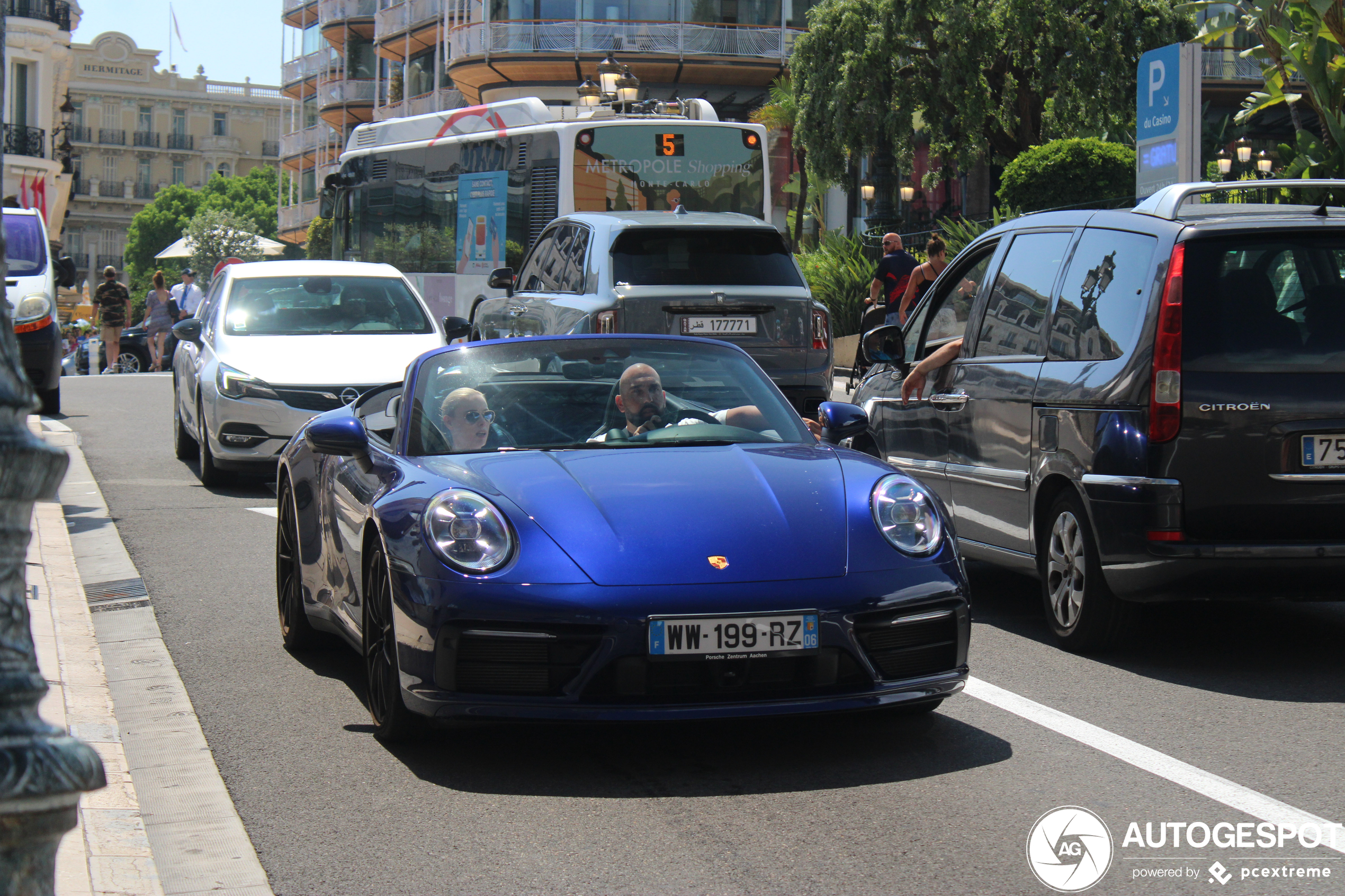 Porsche 992 Carrera 4S Cabriolet