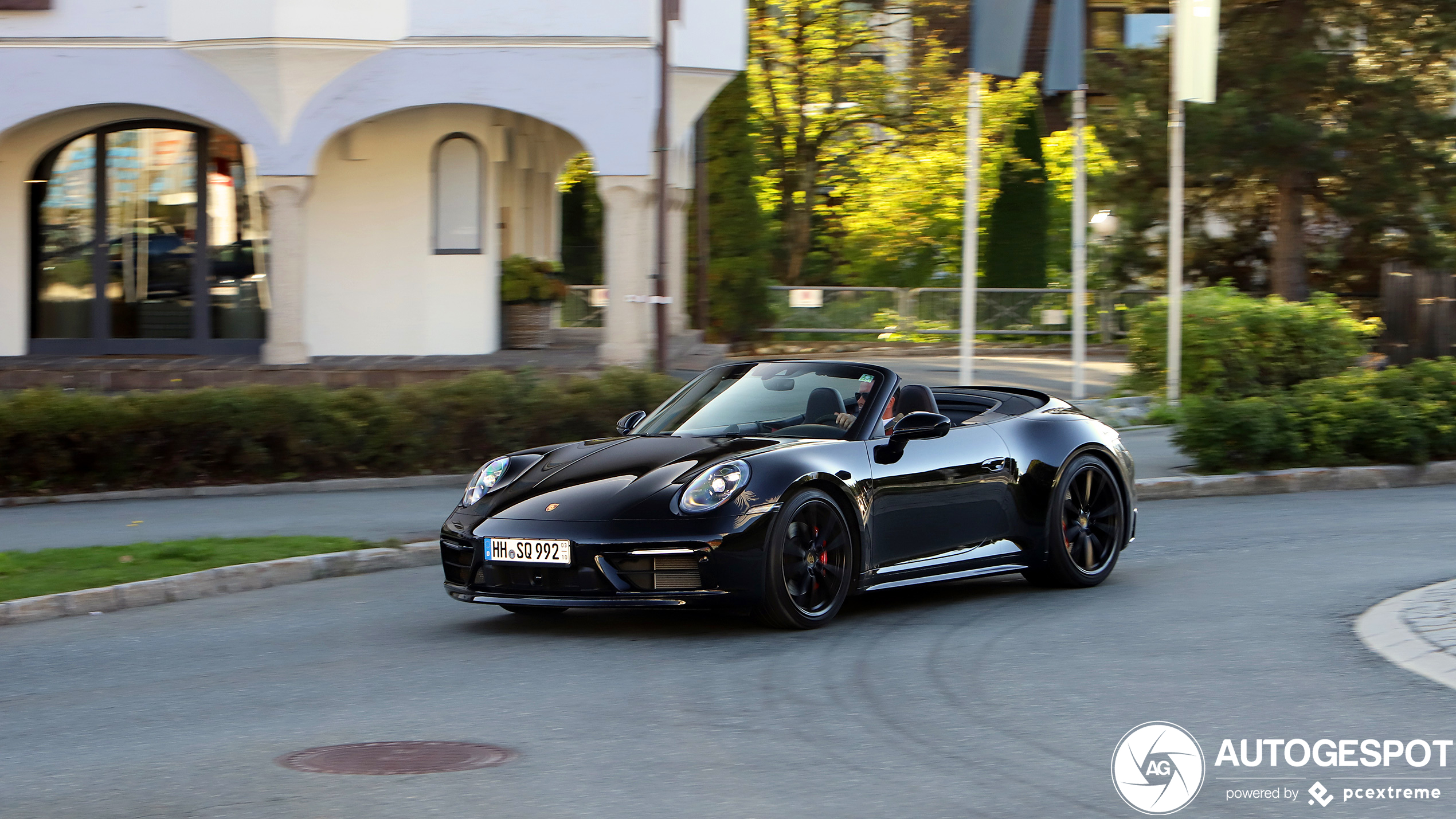 Porsche 992 Carrera 4S Cabriolet