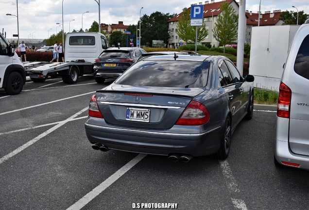 Mercedes-Benz E 63 AMG