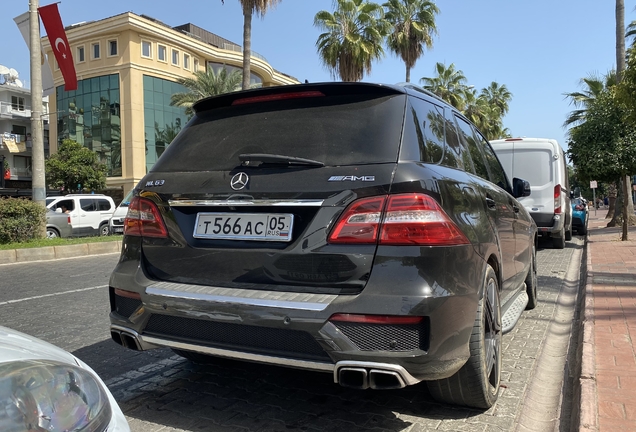 Mercedes-Benz ML 63 AMG W166