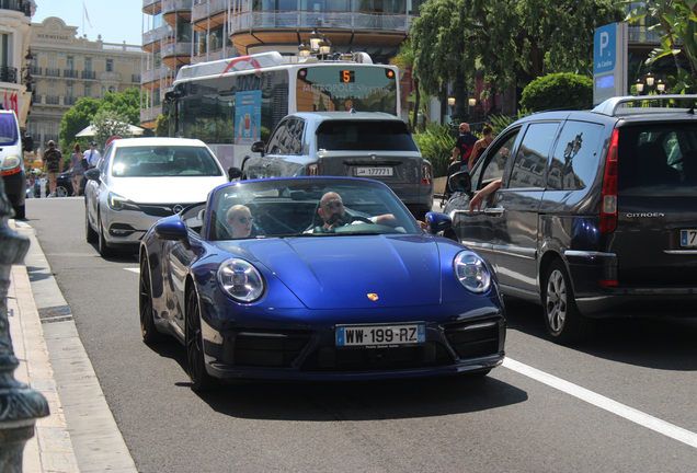 Porsche 992 Carrera 4S Cabriolet