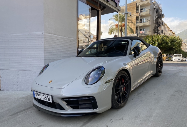 Porsche 992 Carrera GTS Cabriolet