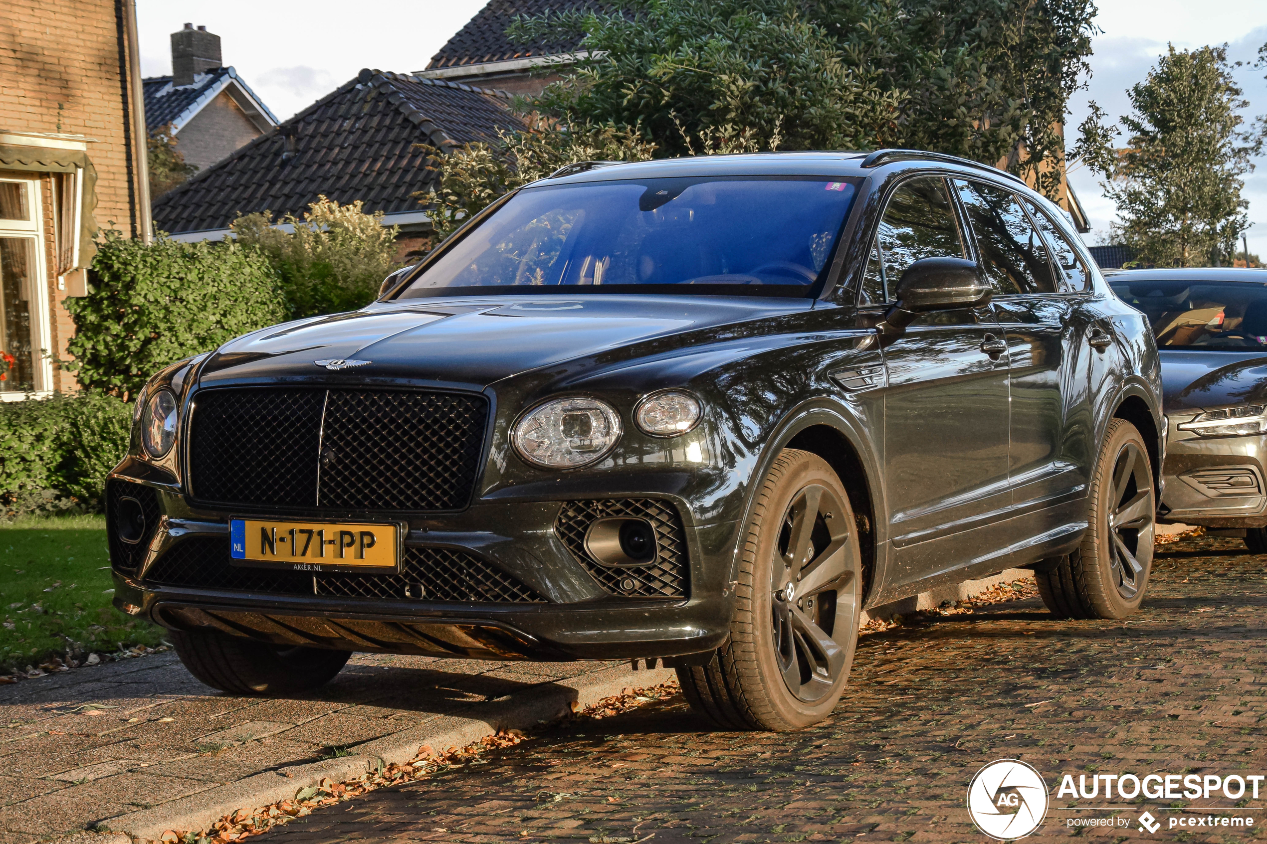 Bentley Bentayga V8 2021