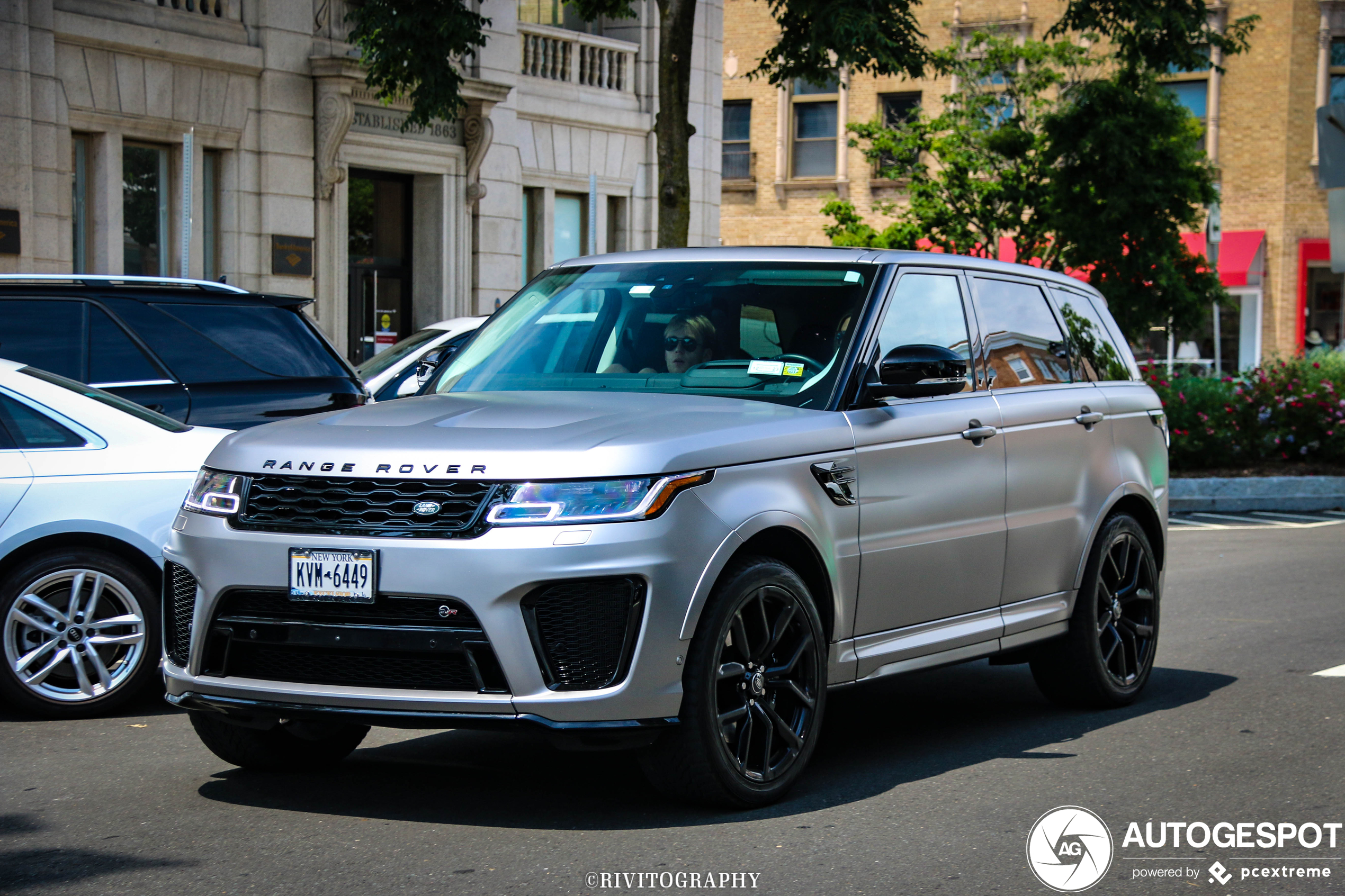 Land Rover Range Rover Sport SVR 2018