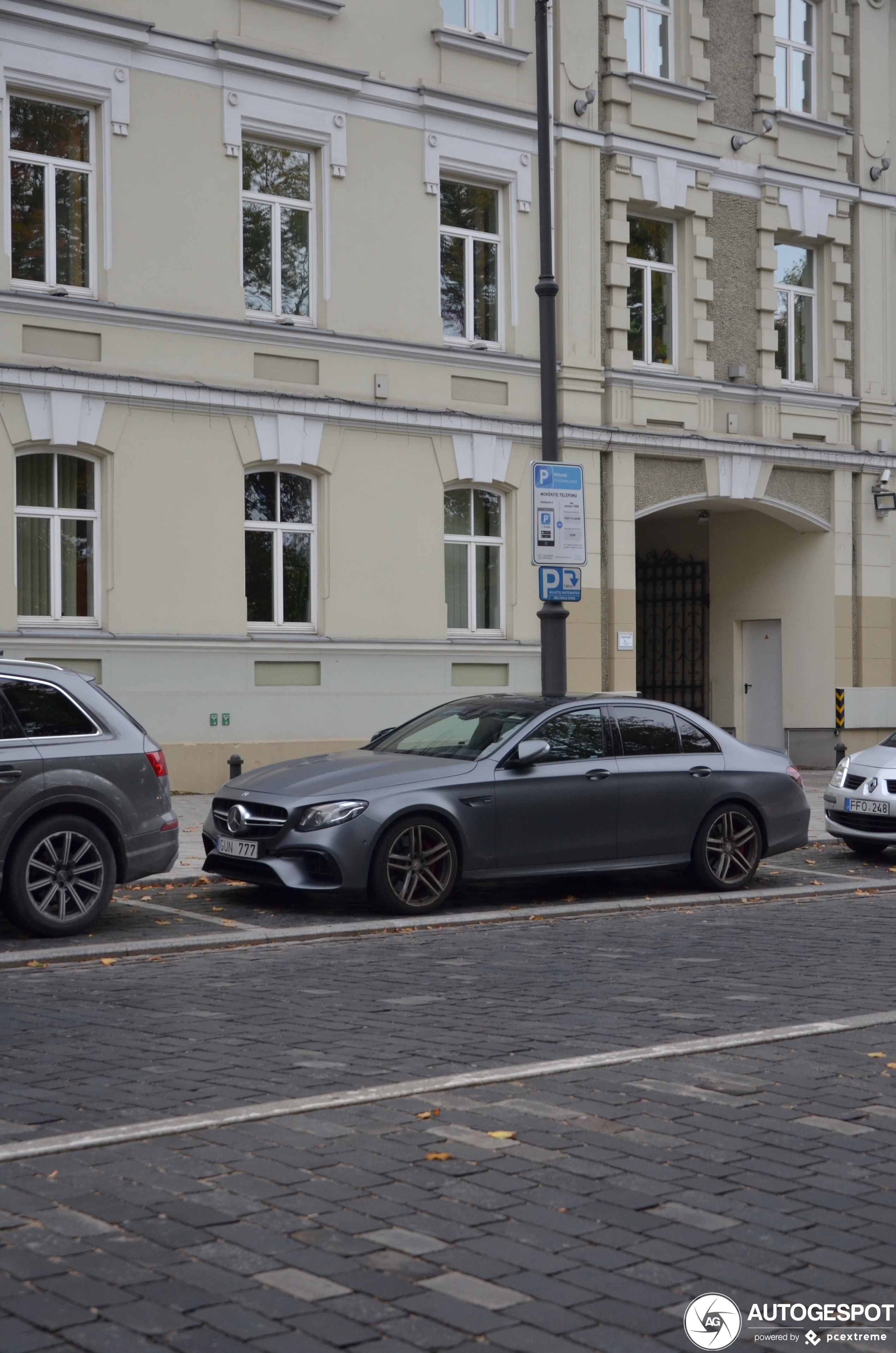 Mercedes-AMG E 63 S W213