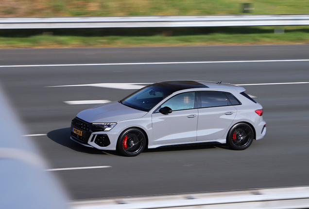 Audi RS3 Sportback 8Y